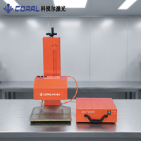 Máquina de Marcado CNC Neumática HG-Q1610 de Bajo Precio al por Mayor, Precisión de 0.01 mm, Compatible con Formatos de Archivo AI, PLT, DXF, DST