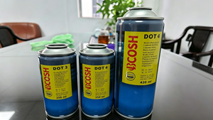 Bidon métallique de 250 ml pour liquide de <span class=keywords><strong>frein</strong></span> à haute température d'ébullition <span class=keywords><strong>DOT</strong></span> <span class=keywords><strong>4</strong></span> DOT3 - Product Image 4