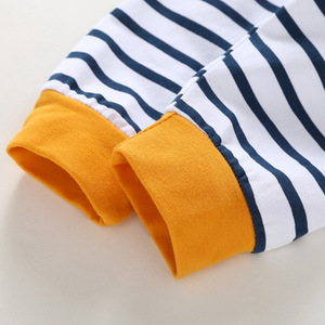 Ropa al por Mayor, Conjunto de Ropa Casual de Algodón para Niños, Otoño, Conjunto de Tres Piezas para Niños Pequeños - Product Image 3