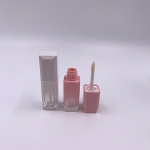 Tubes de brillant à lèvres marron personnalisés en gros – Fabricant de tubes vides pour brillant à lèvres et baume à lèvres - Product Image 5