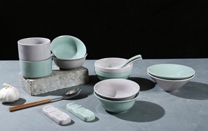 Elegante Colección de Vajilla de Cerámica en Tonos Pastel - Juego de Mesa Completo para Cenas Sofisticadas en Restaurantes de Alta Gama - Product Image 3