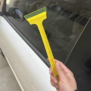 Chongteng Ice Scraper Yellow ABS Snow Removal Tool For Car Window Winter Use - Product Image 2