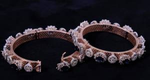 Brazalete de Oro Rosa de 9K con Diamantes Certificados por IGI para Mujer, 10.74 CT, Corte Ovalado, Color IJ Natural, Claridad SI, Chapado en Rodio, Moderno - Product Image 2