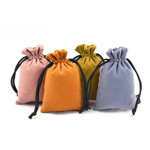 Sacs cadeaux en toile personnalisés de haute qualité, pochettes en coton mousseline imperméables avec cordon de serrage pour emballage de bonbons de Noël et de mariage, avec logo - Product Image 1