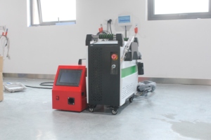 Máquina de Soldadura Láser de Fibra Portátil <span class=keywords><strong>Astera</strong></span> AirLite de 1500W, Refrigerada por Aire, con Alimentador Automático de Alambre para Acero Inoxidable/Carbono - Product Image 6