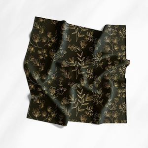 Écharpes en soie imprimées sur mesure, sans minimum de commande, bandanas en soie personnalisés, écharpes en soie surdimensionnées de créateur - Product Image 1