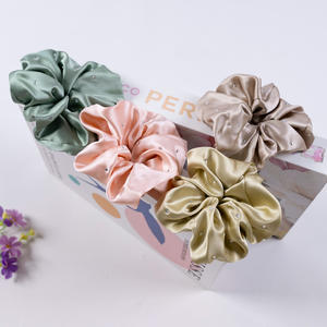 Grand chouchou en soie <span class=keywords><strong>de</strong></span> 6 cm, 30 mommes, accessoire capillaire <span class=keywords><strong>de</strong></span> luxe, élastique à cheveux en soie <span class=keywords><strong>de</strong></span> mûrier 6A, étiquettes personnalisées pour chouchou en soie, faible MOQ - Product Image 1