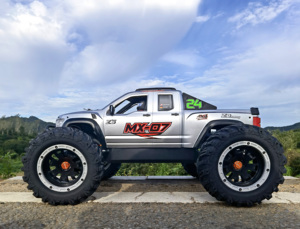 <span class=keywords><strong>1</strong></span>/7 échelle <span class=keywords><strong>ZD</strong></span> MX-07 voiture course 4WD moteur sans balais équipé de phares simulés et feux arrière Buggy Monster Truck Cool voiture - Product Image 2