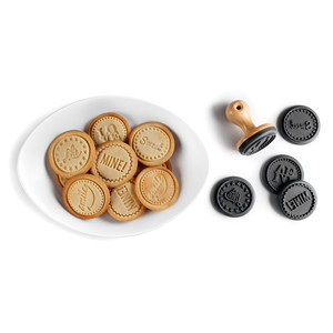 Set di timbri per biscotti con manico in legno e taglierino in metallo per decorazioni di pasticceria - Product Image 3
