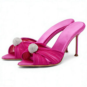 Sandalias de tacón fino con punta abierta de color rosa vibrante, adorno de diamantes brillantes para fiesta, zapatos de tacón para mujer, sin cordones, para verano - Product Image 4