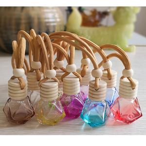 Máy Khuếch Tán Tinh Dầu Khuếch Tán Nước Hoa Treo Xe Hơi Ý Tưởng Sản Phẩm Mới 2022 Cho Ô Tô - Product Image 4