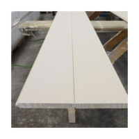 Moulures de plafond et de mur en bois massif pré-primées, lambris TNG pour usage hôtelier