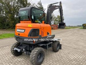 Excavadora de Ruedas DOOSAN Dx60 de 6 Toneladas de Alta Calidad, Usada, a Precio Económico, con Motor Yanmar y Alta Potencia de Excavación - Product Image 2