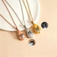 Collier de crémation en acier inoxydable le plus vendu, pendentif commémoratif gravé au laser avec portrait et nom, cadeau