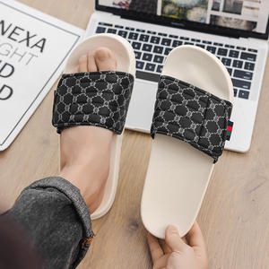 Sandales pour hommes tendance, noires, de luxe, pour la plage, acceptant le logo personnalisé, vente en gros en usine - Product Image 3