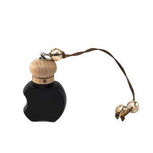 Diffuseur d'air frais de haute qualité 10 ml, flacons en verre pour voiture, parfum suspendu pour voiture, bouchon en bois, parfum liquide Freesia <span class=keywords><strong>Rose</strong></span> - Product Image 1