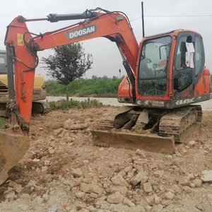 EXCAVATRICE DOOSAN DX75 SECONDHAND EXCAVATRICE 7TON - Product Image 1
