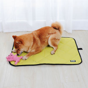 Alfombrilla calefactora interior de madera de patrón sólido con cable resistente a la masticación, cama eléctrica autocalentable, máquinas absorbentes para mascotas - Product Image 1