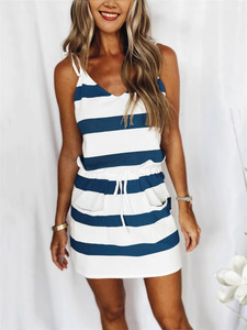 Robe sans manches pour femmes vêtements 2024 été vacances pull plage robe d'été femme mode coréenne mince Sexy robe courte - Product Image 4