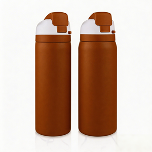 Borraccia Termica Personalizzata 750ml in Acciaio Inox con Logo Laser UV, Bottiglia Sportiva per Campeggio, Mantenimento Termico 12-24 Ore - Product Image 1
