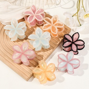 Pinza de Pelo Color Jelly con Diseño de Flor de Huevo, Accesorios para el Cabello para Mujer, Ideal para Vacaciones en la Playa - Product Image 1