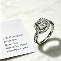 Bagues en laiton plaqué platine, pierres étincelantes élégantes pour les fêtes d'anniversaire, les mariages, les anniversaires de mariage, bijoux de mode, cadeaux