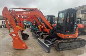 Excavatrice de petite taille HITACHI ZX50U-3 d'occasion, 5 tonnes, faible nombre d'heures de travail, haute qualité, exportable, matériel de construction - Product Image 2