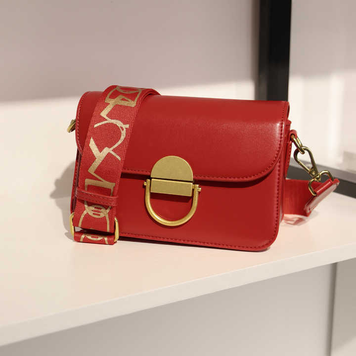 2024 new design lock top quality shoulder messenger bag hot selling  fashion  luxury women messenger bag