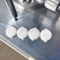 Machine automatique à ultrasons pour la fabrication de houppettes de maquillage, ligne de production de houppettes à poudre cosmétique pour la fabrication d'éponges de beauté