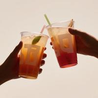 Vasos Desechables de Plástico PET Transparente con Tapa, Certificados para Alimentos, Personalizables con Logotipo Impreso Digitalmente, de Pared Simple y Acanalados, de Awesomepacking