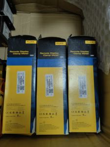 Multímetro de Garra Fluke 381 True-RMS com Medição de Temperatura e Frequência - Product Image 4