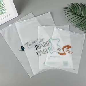 Custom Clear T Shirt Packaging Ziplock Bags PVC Frosted Plastic Zipper Packaging Bag Low Price Material Clothing Zipper Bags