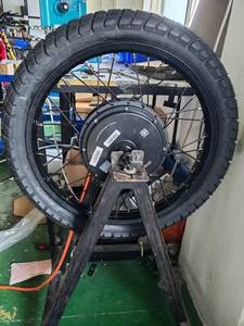 Kit de conversion VAE EU 2000W 3000W 5000W avec moteur de roue MTX et batterie 48V 52V 60V 72V dans un sac triangulaire - Product Image 4