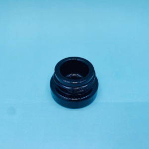 Pot de stockage sous vide en verre noir brillant rechargeable de 5 ml avec bouchon en plastique pour herbes, poudres florales, épices et concentrés - Product Image 5