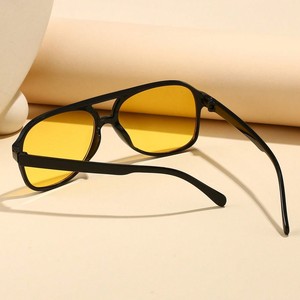 <span class=keywords><strong>Lunettes</strong></span> tendance Y2K à monture écaille de tortue, logo personnalisé, faible MOQ, vente <span class=keywords><strong>en</strong></span> gros, jaune vif, vision nocturne, <span class=keywords><strong>lunettes</strong></span> de soleil pour boutique - Product Image 6