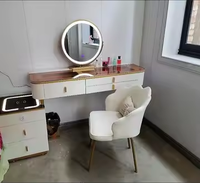 Coiffeuse de chambre moderne éclairée, réglable et extensible avec miroir, plateau en MDF et verre