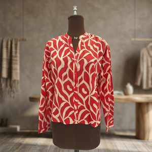 Blusa de Popelina 100% Algodón con Estampado Geométrico Rojo para Mujer, Manga Larga, Cuello en V, Botones, Ecológica, Informal, Corte Regular, para Todas las Temporadas - Product Image 2