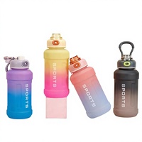 Bouteille d'eau personnalisée pour la gym 1300ML avec poignée en plastique, bouchon à clapet à bouton unique, gourde à boire directement pour adulte, cadeaux d'affaires classiques