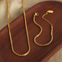 Minos Jewelry Colliers à chaîne en acier inoxydable Chaîne de bijouterie fine Colliers à chaîne cubaine plaqués or 18 carats pour femmes