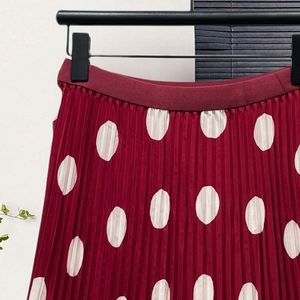 <span class=keywords><strong>Jupe</strong></span> mi-longue plissée taille haute à pois pour <span class=keywords><strong>femme</strong></span>, coupe droite, effet amincissant, polyvalente, idéale pour l'été - Product Image 4