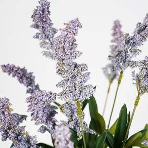 Ramas Artificiales de Alta Gama al por Mayor, 2 Ramas Verdes con Bayas de Tacto Real, Skimmia para Decoración del Hogar y Bodas - Product Image 5