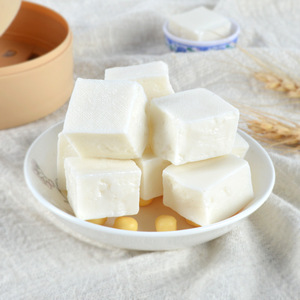 Modelo de Comida de Tofu Simulado de PVC, Bloque de Tofu Grande para Manualidades, Juguete de Comida, Accesorios para Fotografía, Cine y Televisión, Decoración de Restaurantes - Product Image 4