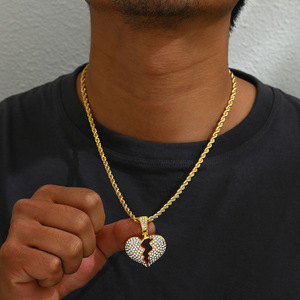 Collier pendentif cœur avec chaîne cubaine sertie de pavés pour homme, bijoux tendance - Product Image 1