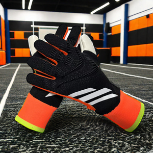 Guantes de Portero de Fútbol de Alta Calidad, Transpirables y Antideslizantes con Diseño de Logo Personalizado, Guantes de Portero, Guantes de Fútbol - Product Image 5