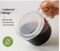 Vente en gros usine, couvercle de tasse en silicone réutilisable, anti-fuite, design lune, avec trou de boisson, disponible en 8cm et 9cm, personnalisable (logo, couleur, taille)