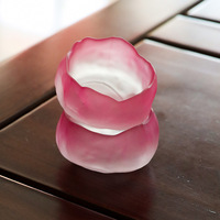 Ensemble de tasses à thé personnalisées en Offre Spéciale Mini gobelet à fleurs uniques avec tasses et soucoupes en verre rose givré Ensemble de 6 pièces pour boire de la verrerie