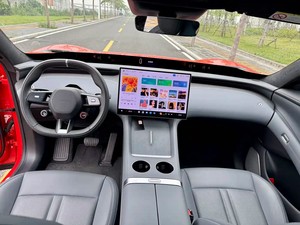 Lava Orange Xiaomi SU7 Homologation UE SUV d'occasion AWD Coupé Électrique Véhicule Utilitaire Prêt à l'Exportation - Product Image 3