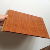 25cm Ancho de pvc de enclavamiento de pvc paneles de techo tablillas en Costa Rica