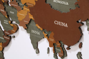 Mapa del mundo grabado en 3D personalizado de fábrica, decoración de <span class=keywords><strong>pared</strong></span> de madera, Oficina transfronteriza, sala de estar, artesanías, cajas de madera y carteles de <span class=keywords><strong>pared</strong></span> - Product Image 5