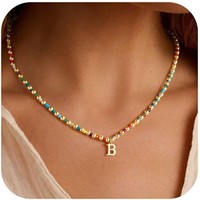 Collier de perles 26 lettres de l'alphabet pour femme, perles colorées, chaîne de clavicule personnalisée, bijou fantaisie transfrontalier
